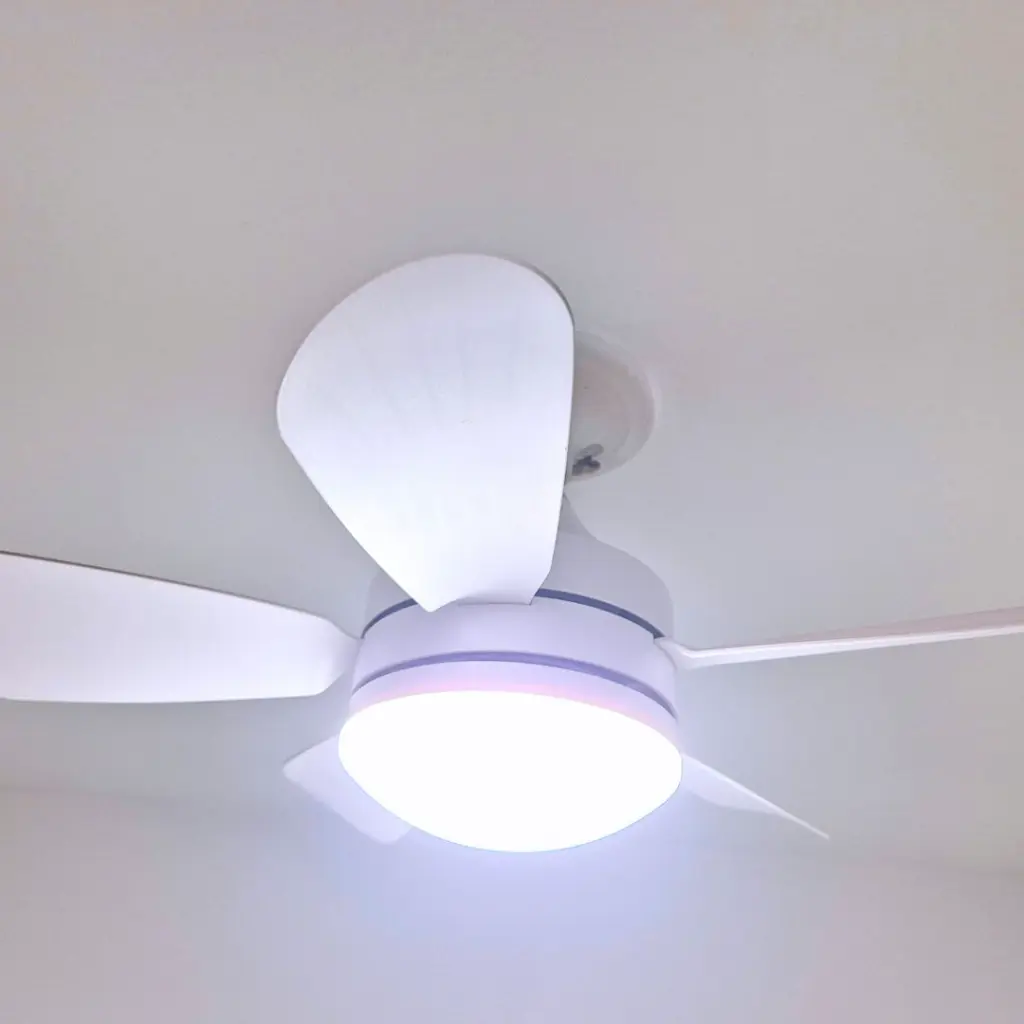 CoolLight - White.webp